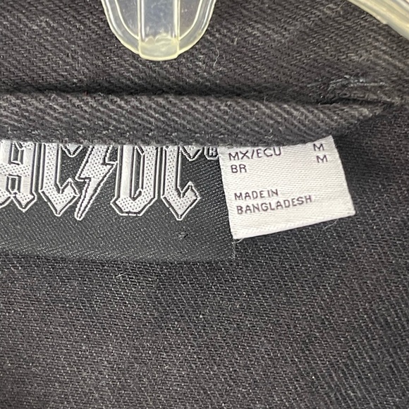 AC/DC denim jacket size medium. Damaged good for art project. - Picture 5 of 6